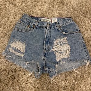 Levi’s high waisted destroyed denim shorts